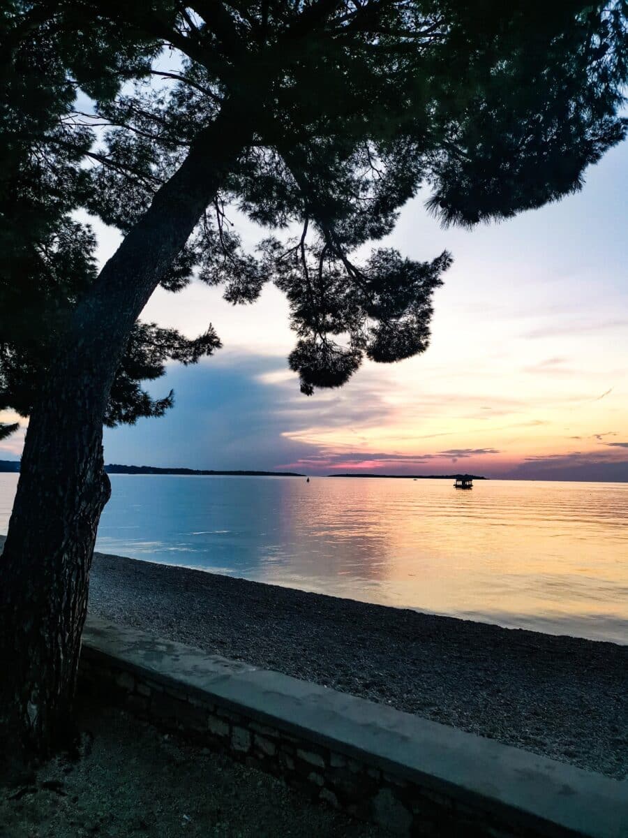 Lungomare al tramonto Lungomare al tramonto