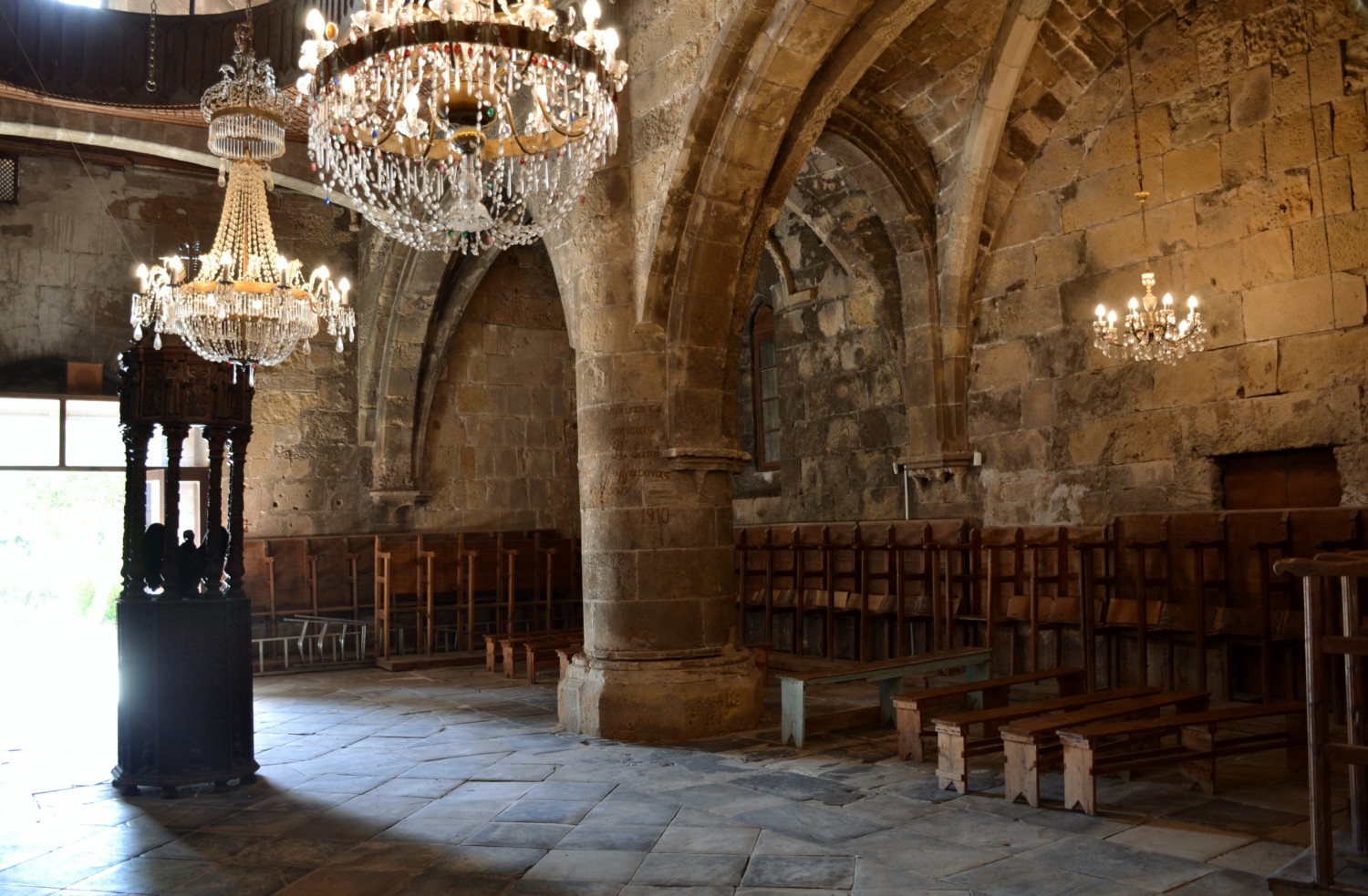 Bellapais cosa sono gli alberi dell'ozio