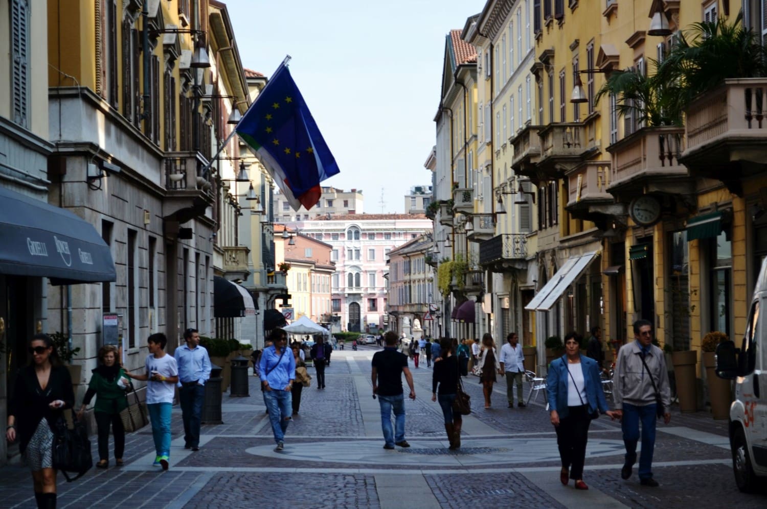 lombardia on the road lombardia on the road