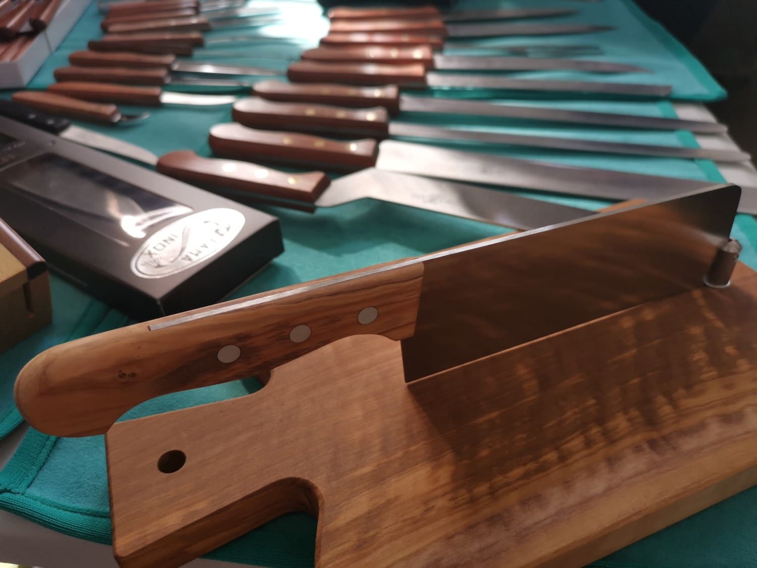 Coltelleria Fratelli Antonini (2) Coltelleria Fratelli Antonini (2)