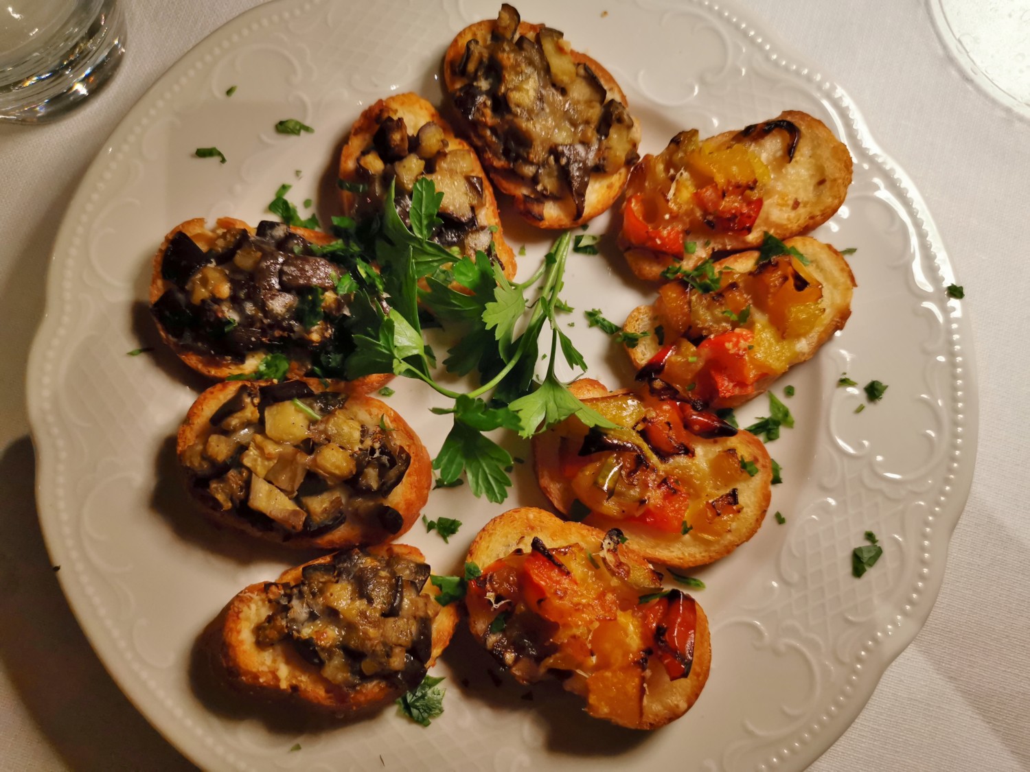 Antipasto di crostini Antipasto di crostini