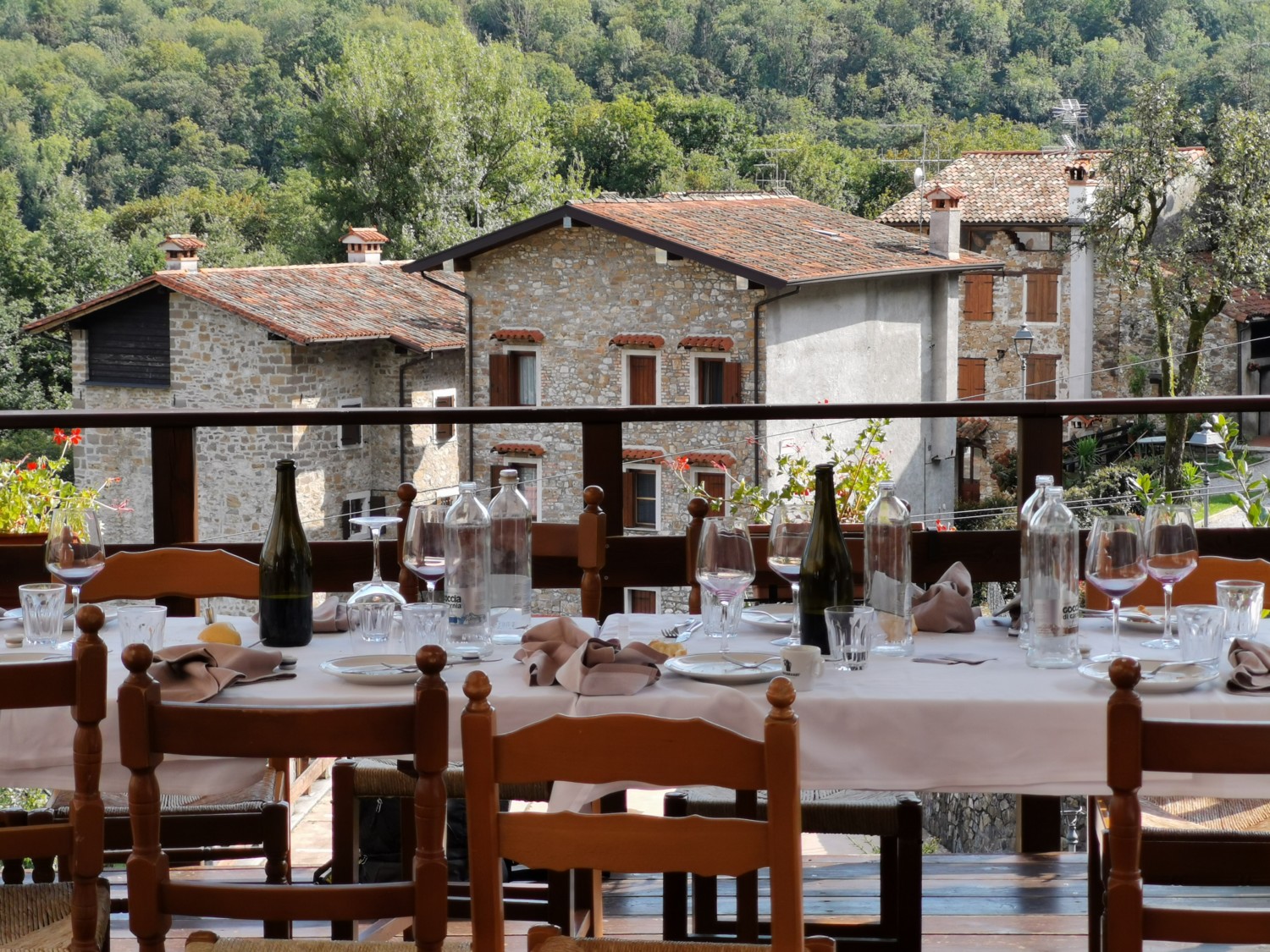 La terrazza de La Pignata a Poffabro La terrazza de La Pignata a Poffabro