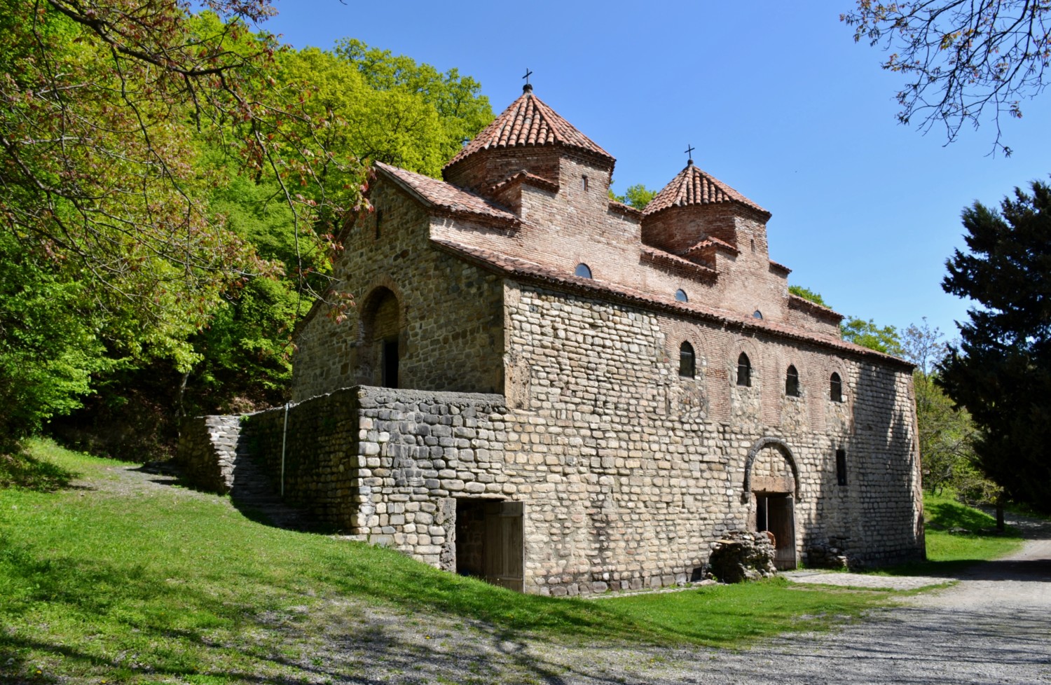 la chiesa di Kvelatsminda la chiesa di Kvelatsminda