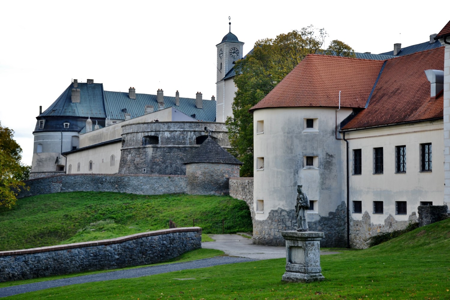 Castello di Pietra rossa Castello di Pietra rossa