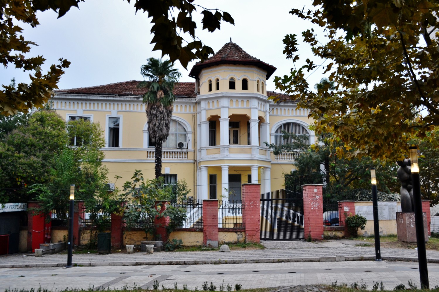 L’istituto per l’integrazione degli ex Perseguitati politici L’istituto per l’integrazione degli ex Perseguitati politici