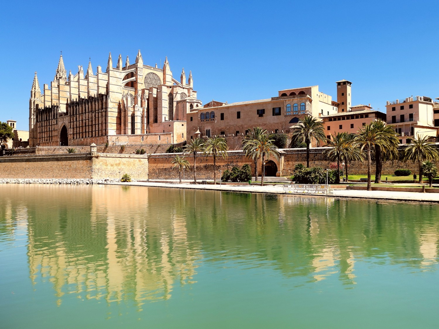La cattedrale di Palma de Maiorca La cattedrale di Palma de Maiorca