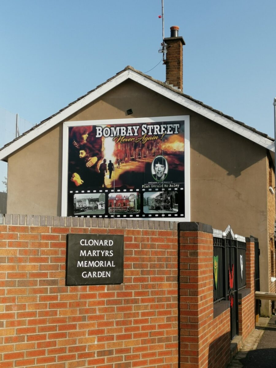 Memoriale in Bombay Street Memoriale in Bombay Street