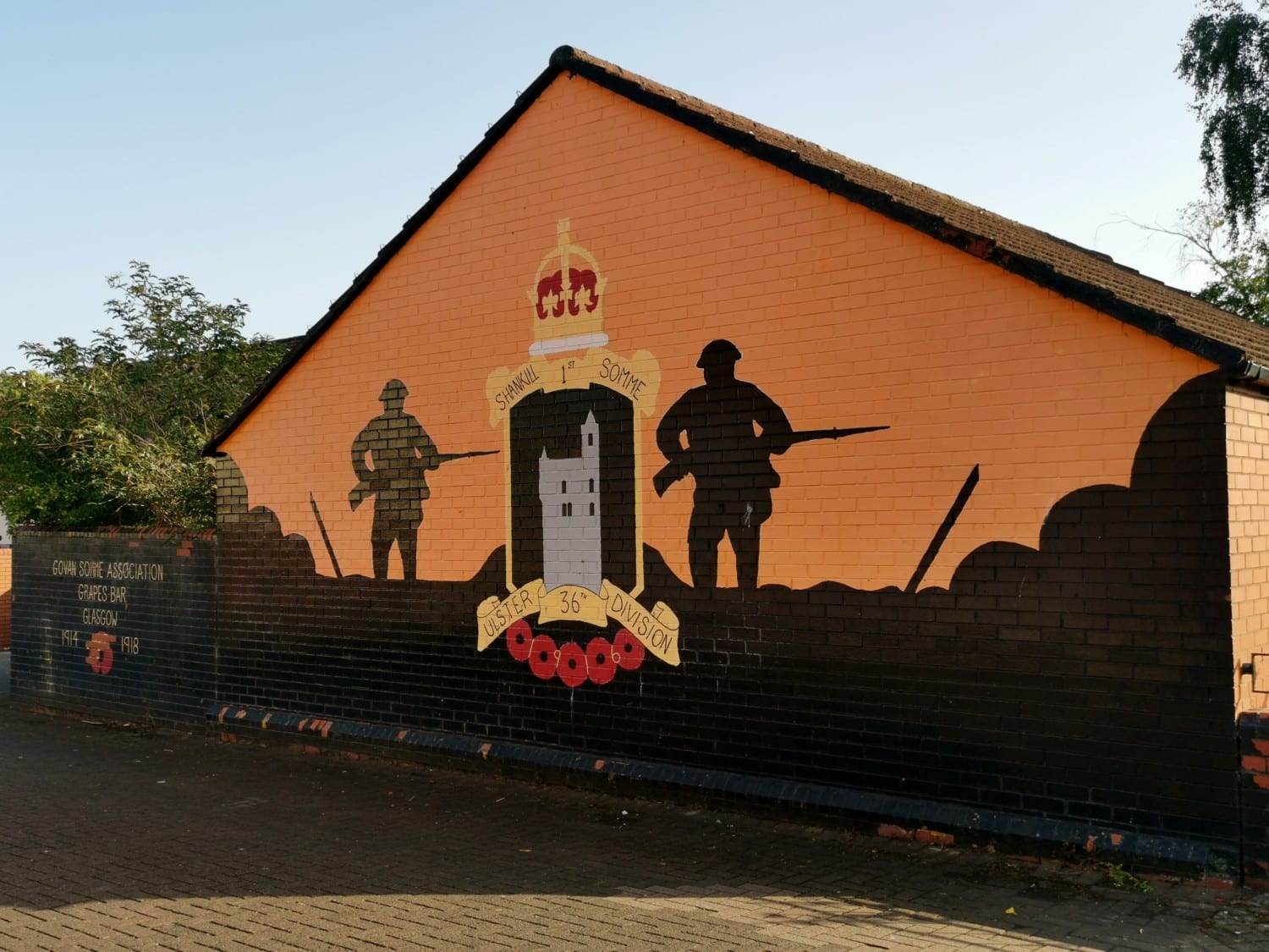Murale nel quartiere di Shankill Road Murale nel quartiere di Shankill Road