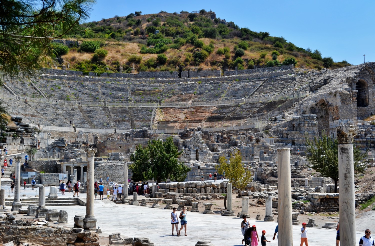 Il Teatro Grande Il Teatro Grande