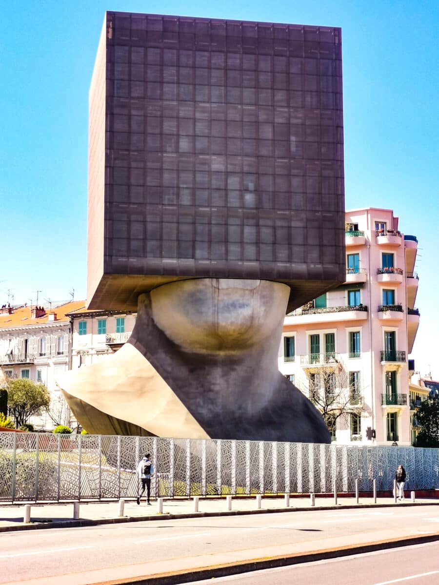 La Testa Quadrata La Testa Quadrata