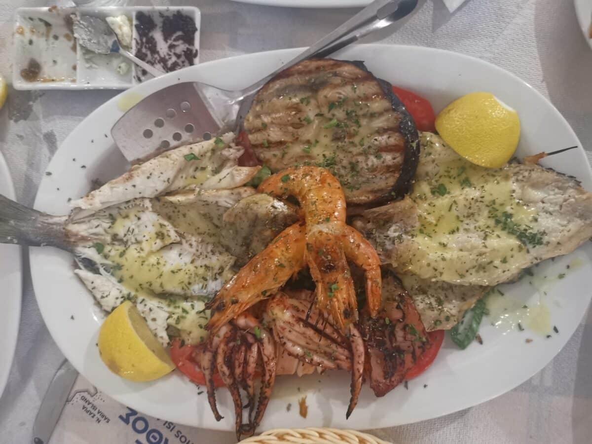 Pescato del giorno alla griglia Pescato del giorno alla griglia