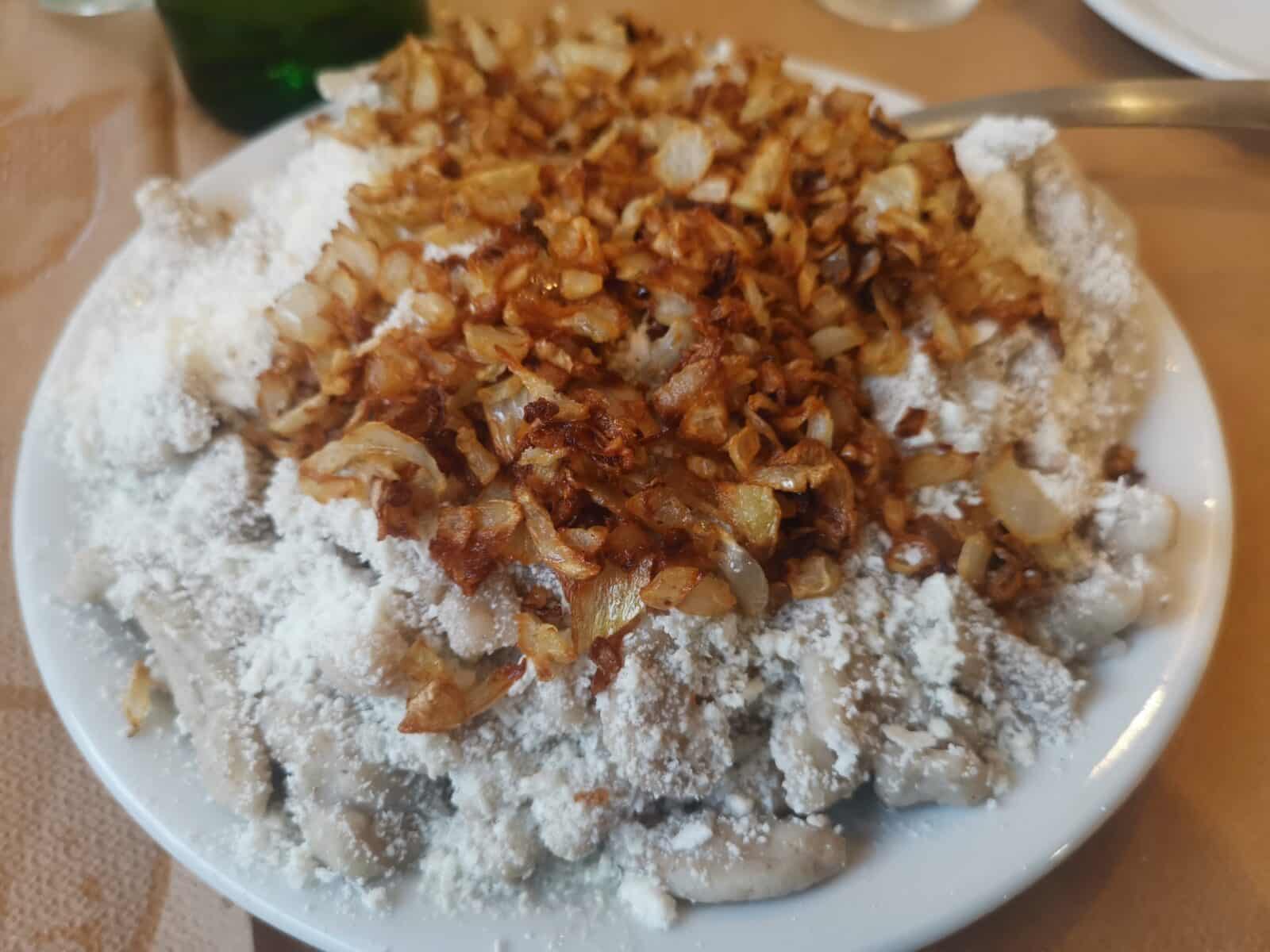 Makarounes Makarounes