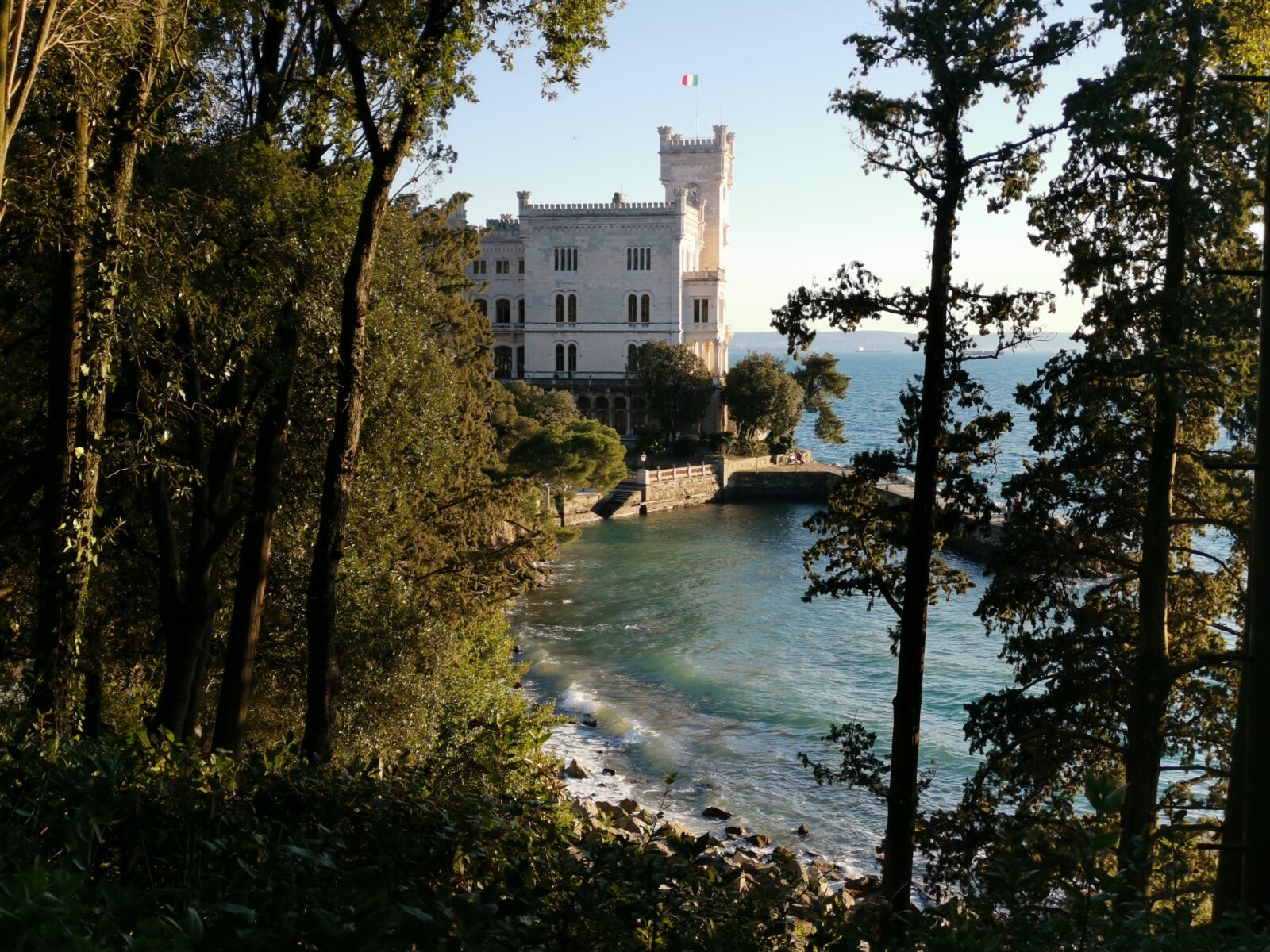 Il Castello di Miramare Il Castello di Miramare