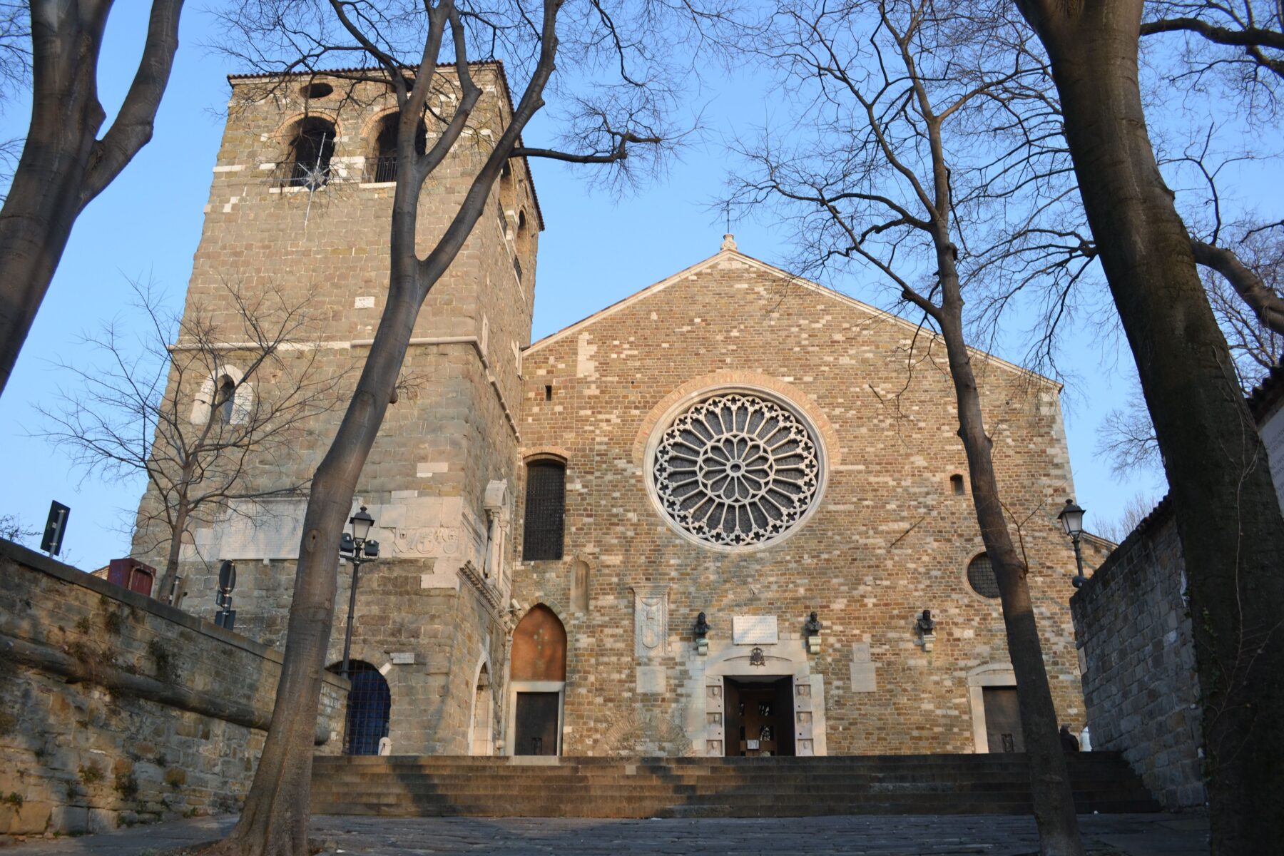 La Chiesa di San Giusto La Chiesa di San Giusto