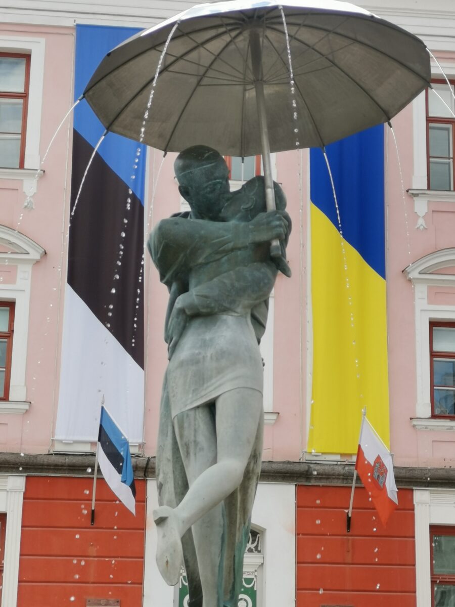 La fontana degli amanti La fontana degli amanti