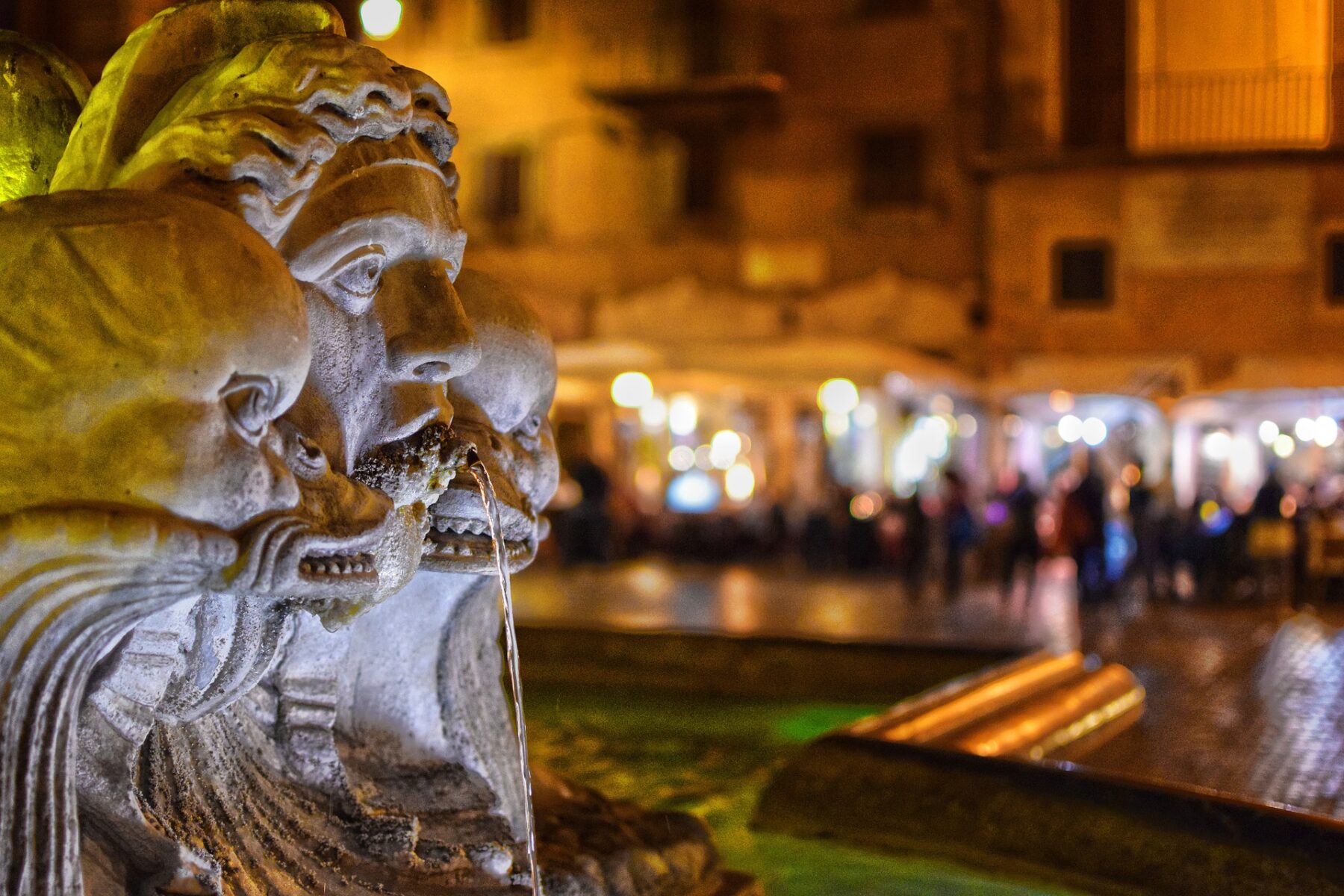 La magia di Roma a ogni angolo La magia di Roma a ogni angolo
