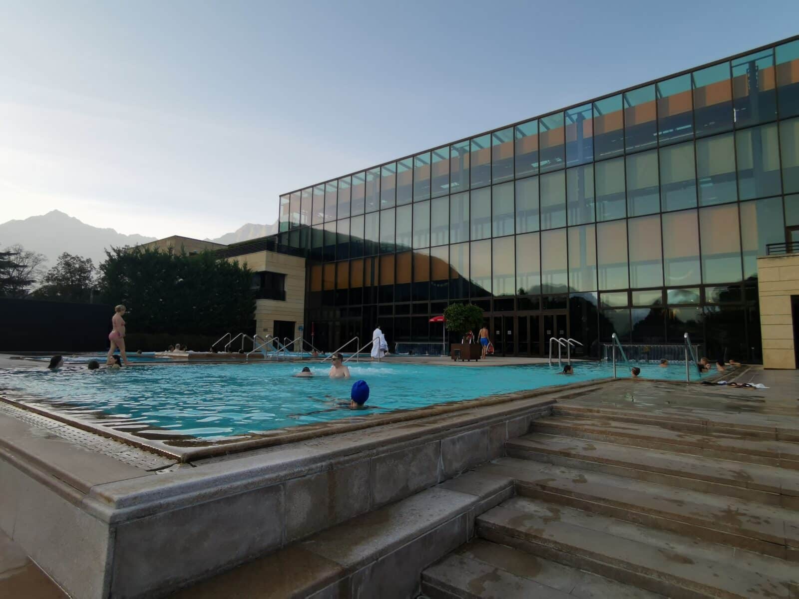 Scorcio delle vasche esterne Scorcio delle vasche esterne