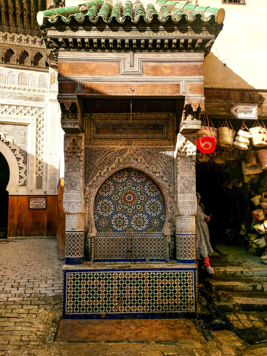 La fontana più antica della città su Place an-Nejjarine La fontana più antica della città su Place an-Nejjarine