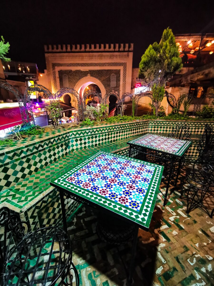 La terrazza esterna sulla Porta Blu La terrazza esterna sulla Porta Blu