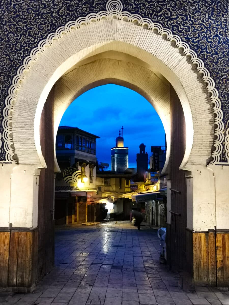 L'arco centrale di Bab Bou Jeloud L'arco centrale di Bab Bou Jeloud