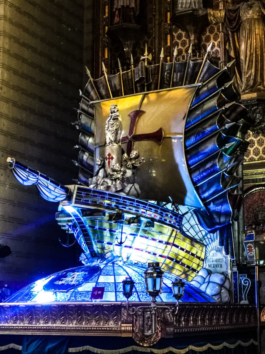 Uno dei carri più importanti del Rosario di Cristallo Uno dei carri più importanti del Rosario di Cristallo