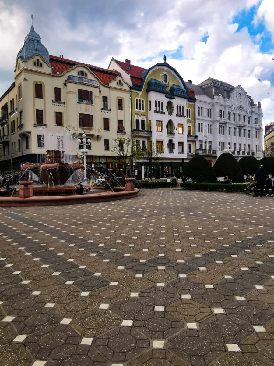 Alcuni palazzi di Piata Victorei Alcuni palazzi di Piata Victorei