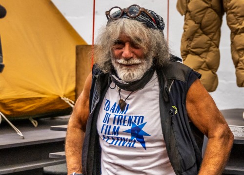 MAURO-CORONA MAURO-CORONA