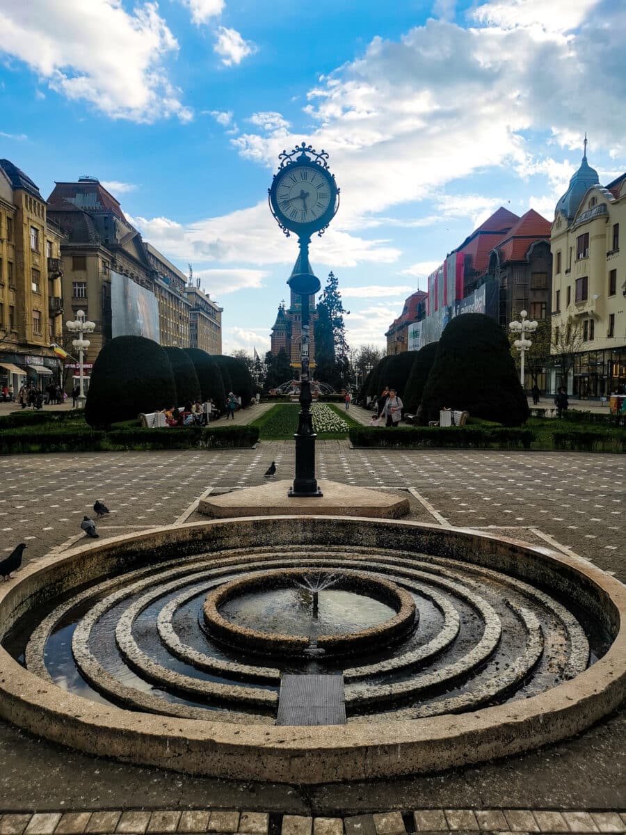 Scorcio di Piata Victorei Scorcio di Piata Victorei