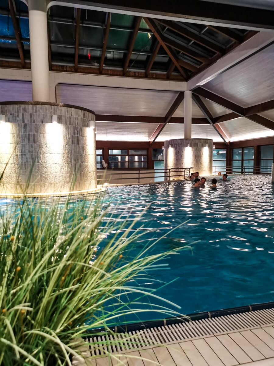 La piscina al pimo piano delle Terme 3000 La piscina al pimo piano delle Terme 3000