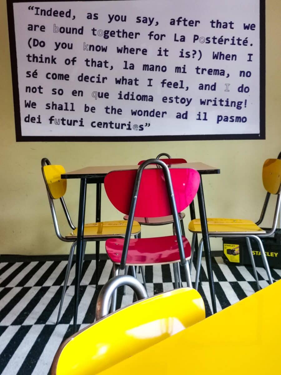 L'interno del Bookique L'interno del Bookique