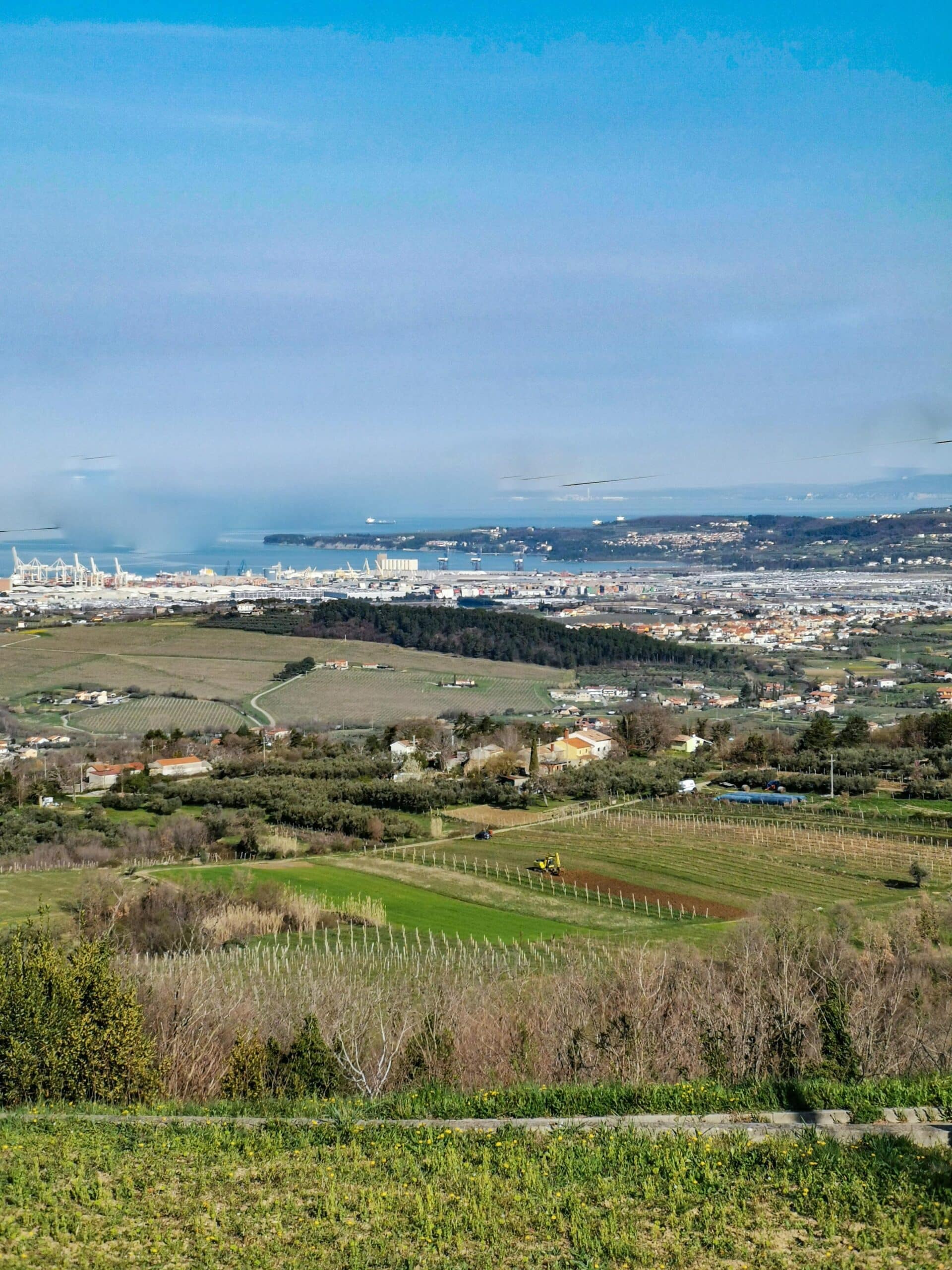 Panorama verso il mare dalla terrazza di Štok Panorama verso il mare dalla terrazza di Štok