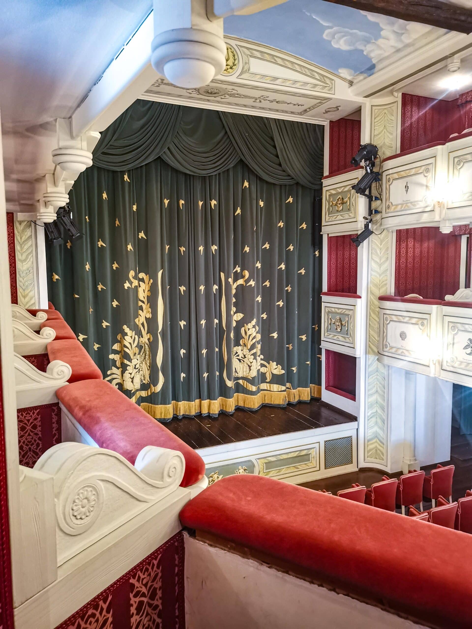 Il Teatro di San Vito al Tagliamento Il Teatro di San Vito al Tagliamento