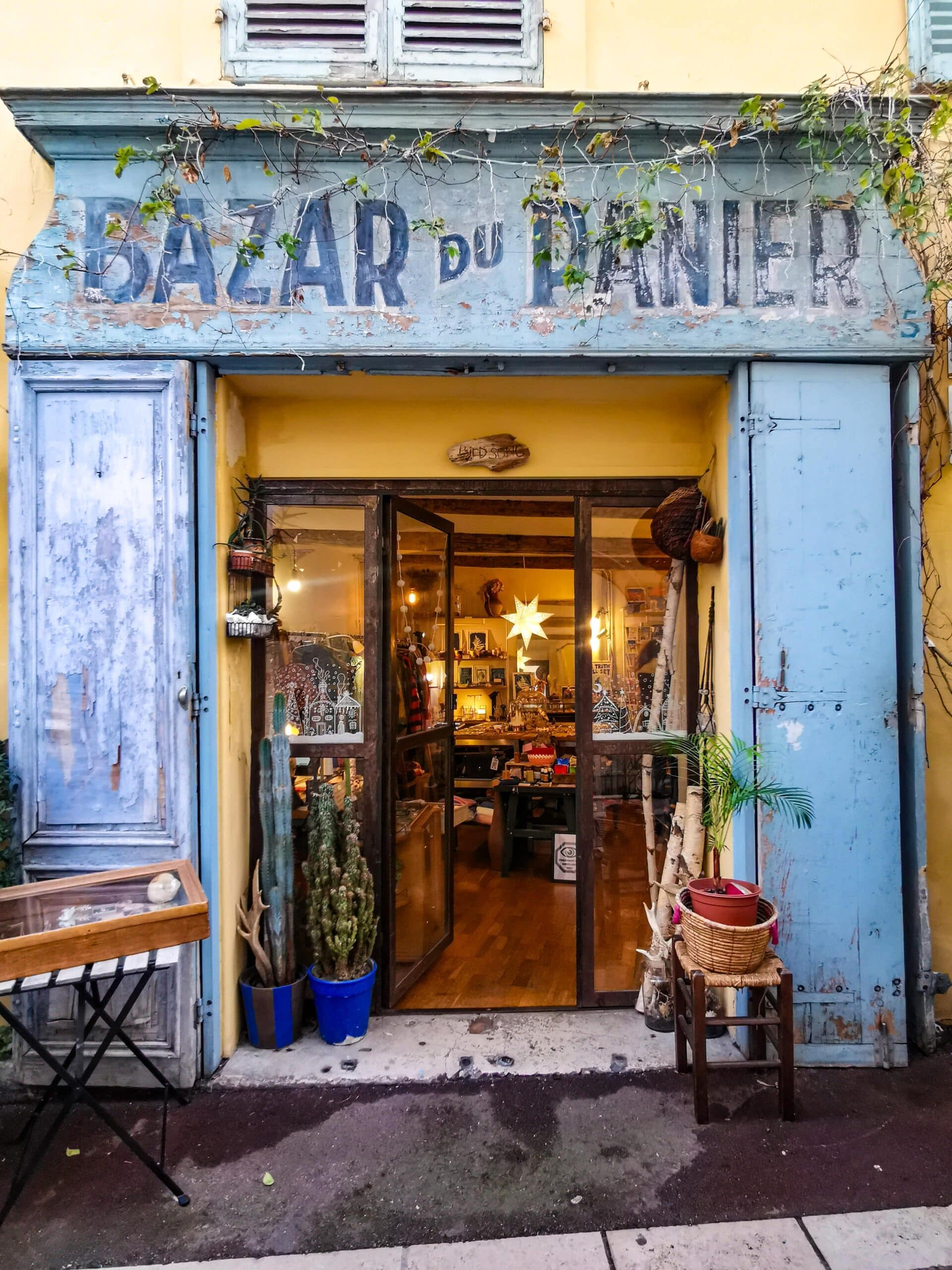 Una bottega a Le Panier Una bottega a Le Panier