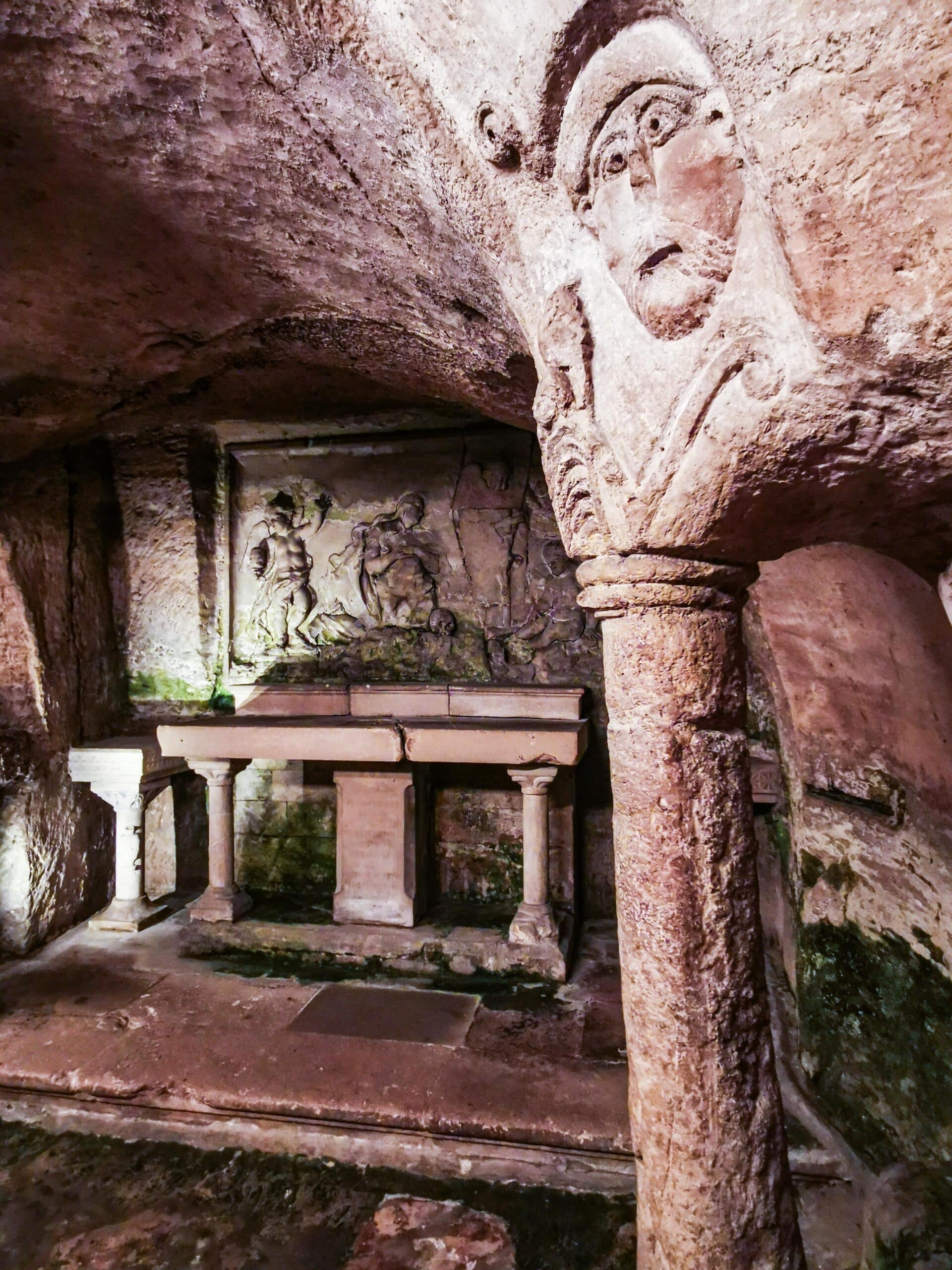 Uno scorcio della cripta Uno scorcio della cripta