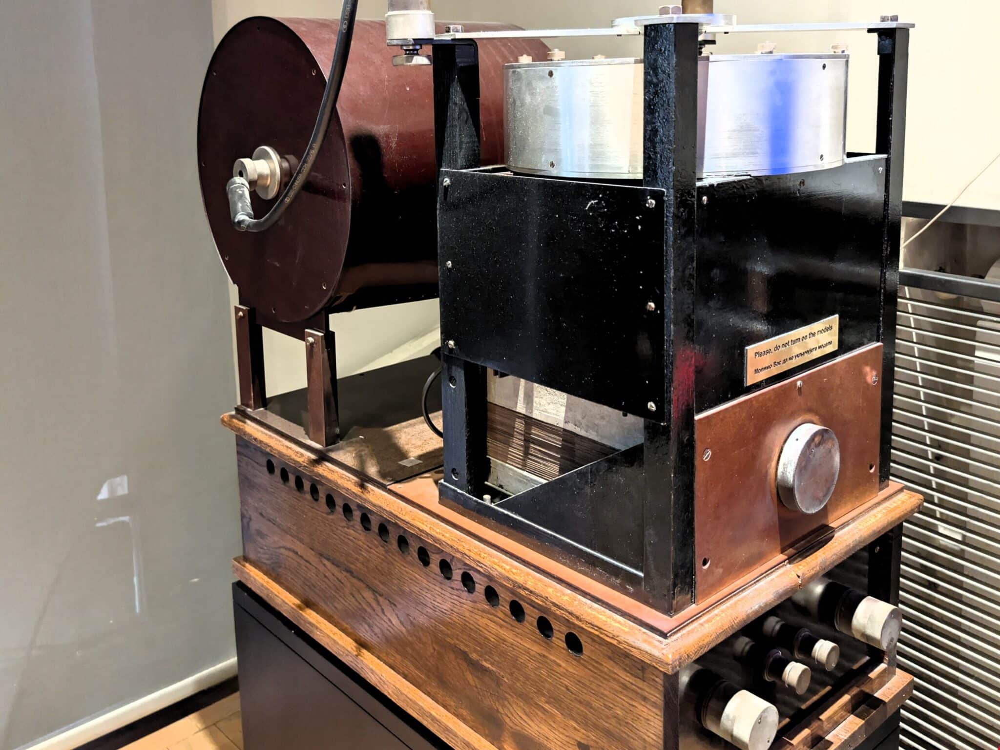 Nel museo di Nikola Tesla 1 Nel museo di Nikola Tesla