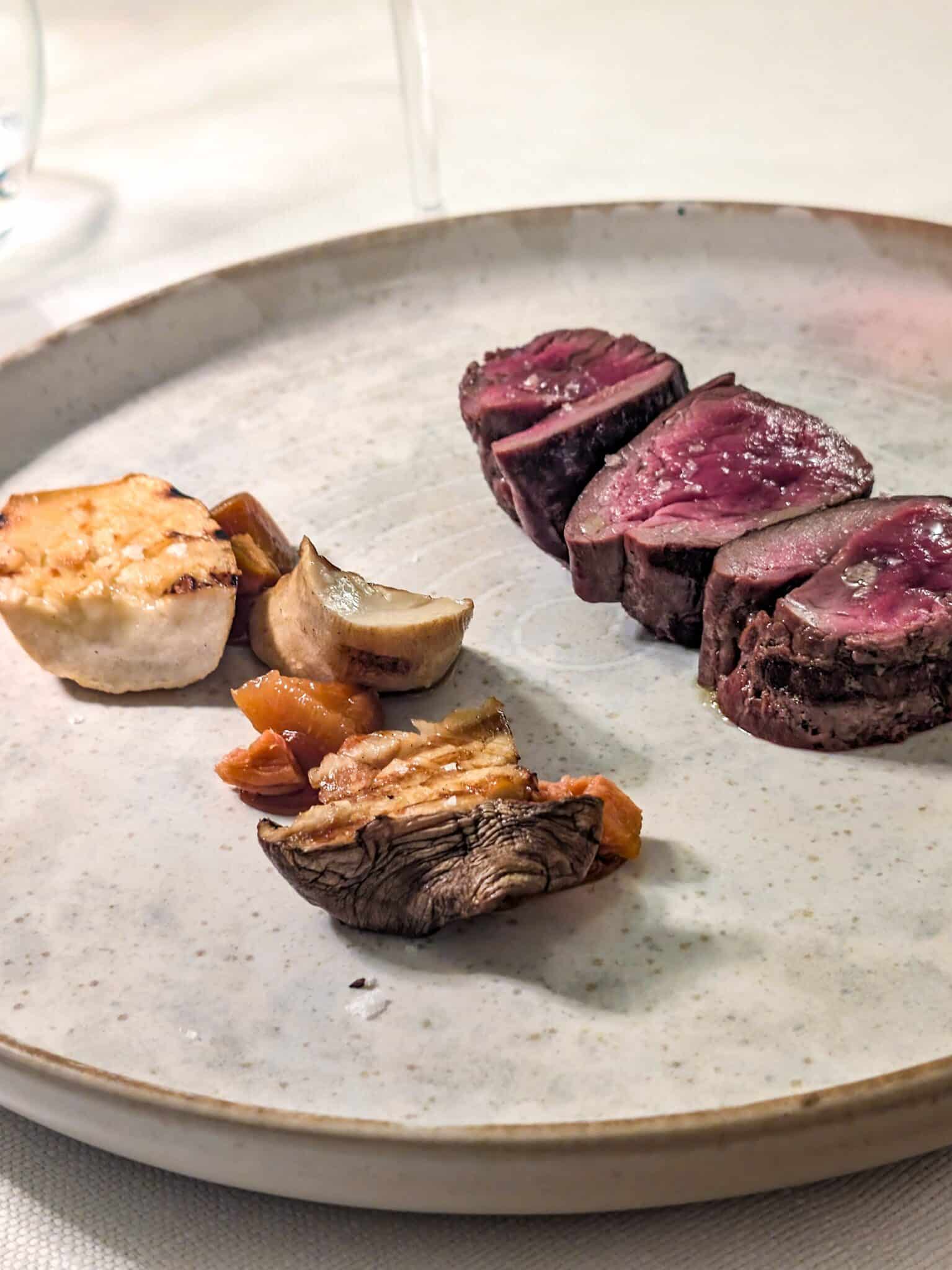 Il filetto di cervo Il filetto di cervo