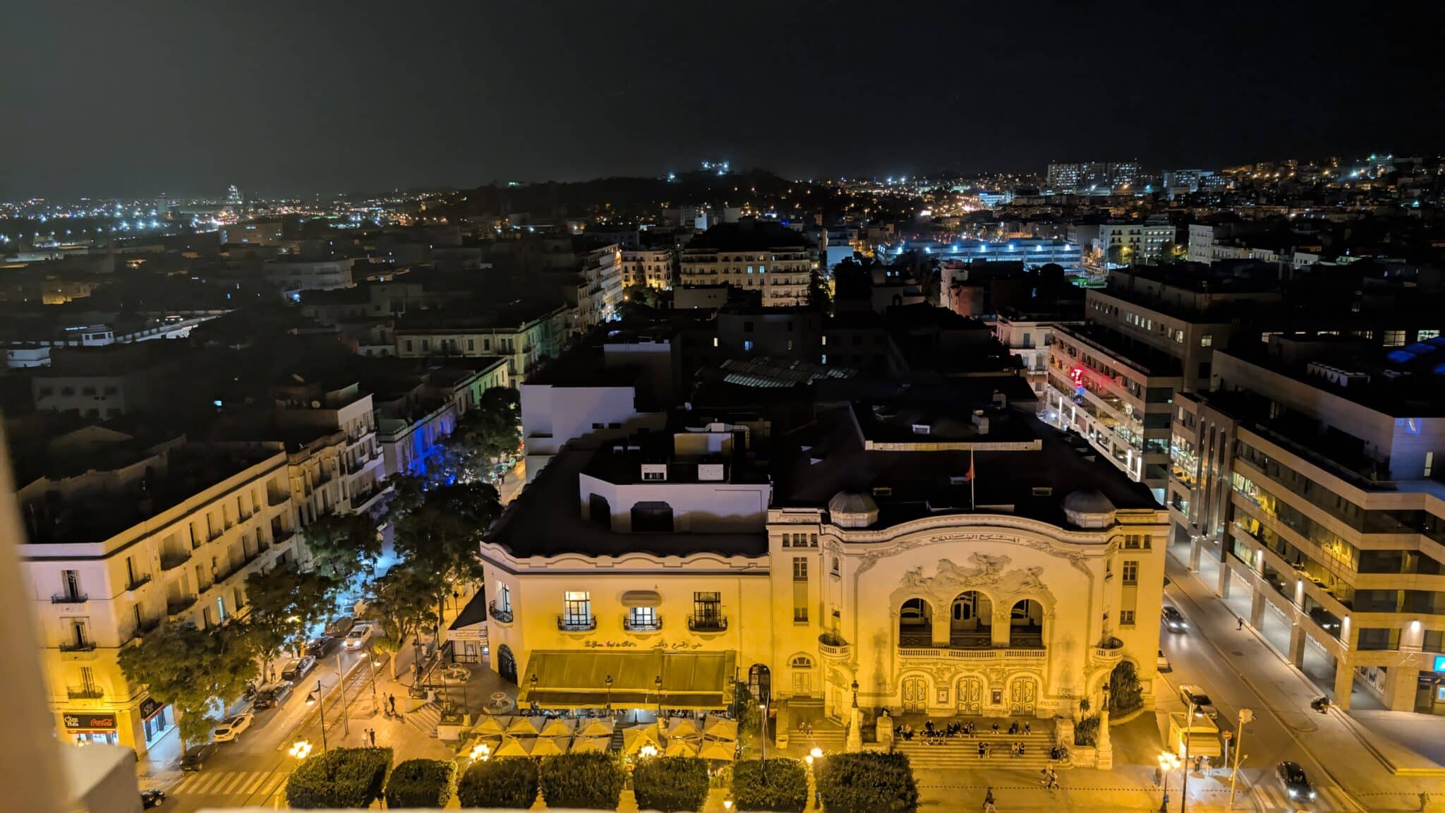 Panorama sulla Ville Nouvelle dal caffè panoramico del El Hana International Hotel Panorama sulla Ville Nouvelle dal caffè panoramico del El Hana International Hotel