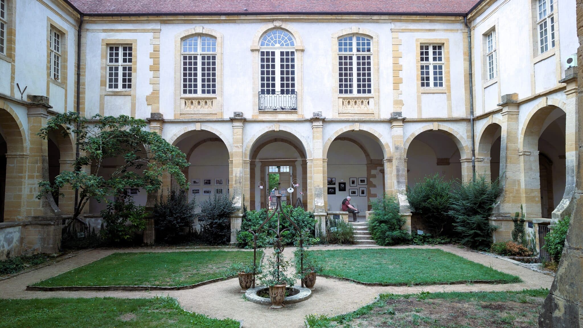 Paray-le-Monial Paray-le-Monial