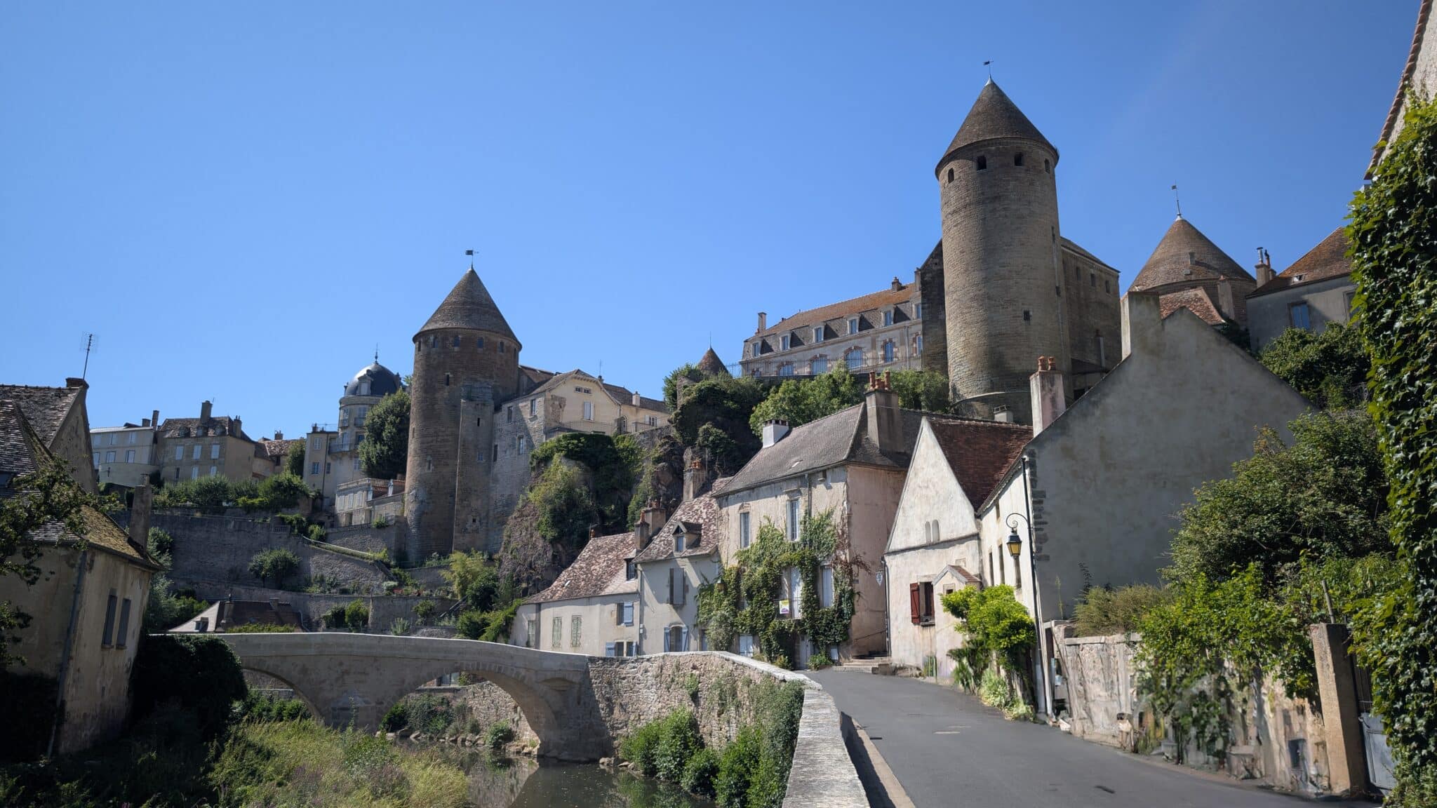 Semur En Auxois Semur En Auxois