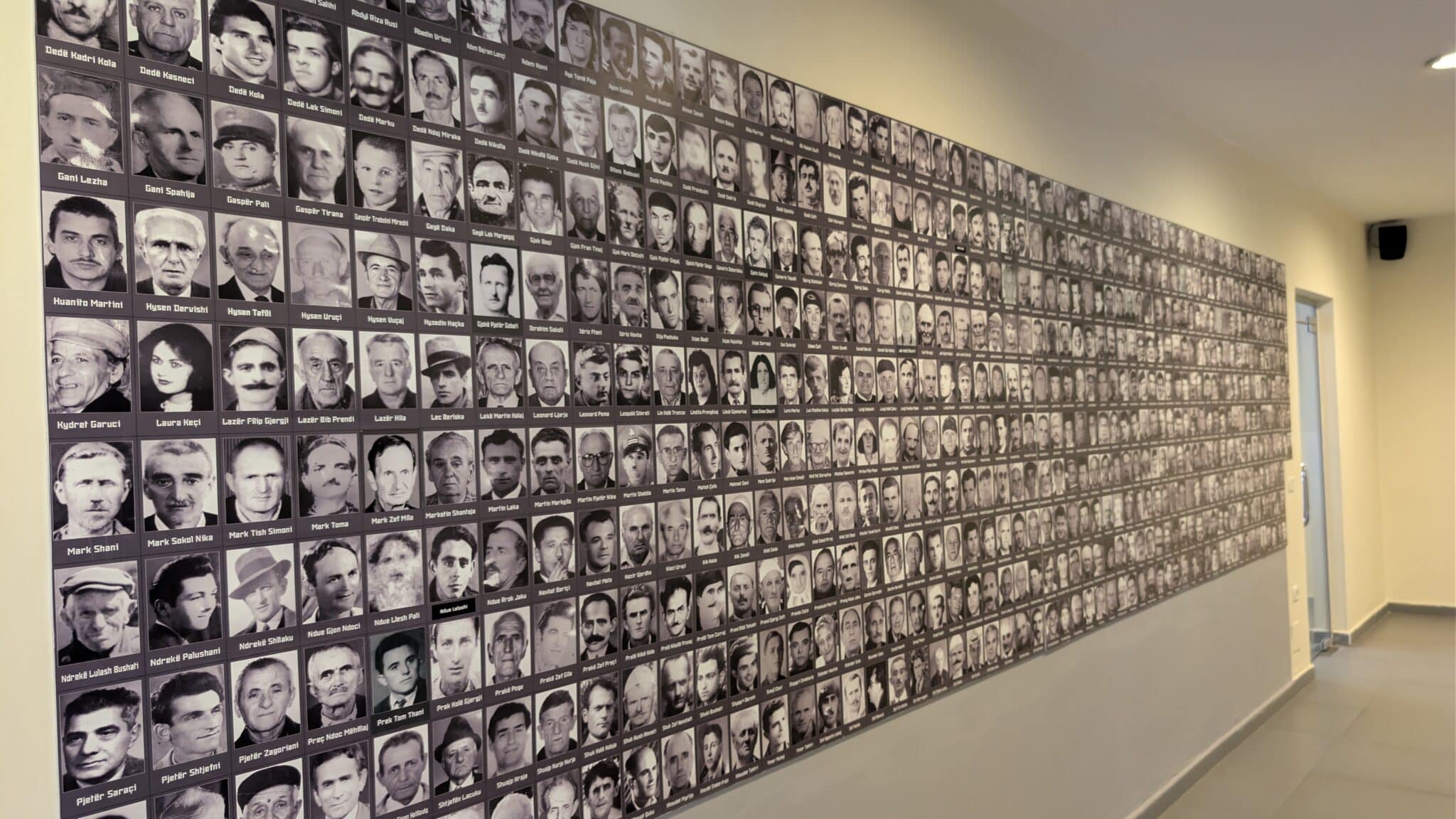 Una delle sale del museo della memoria Una delle sale del museo della memoria