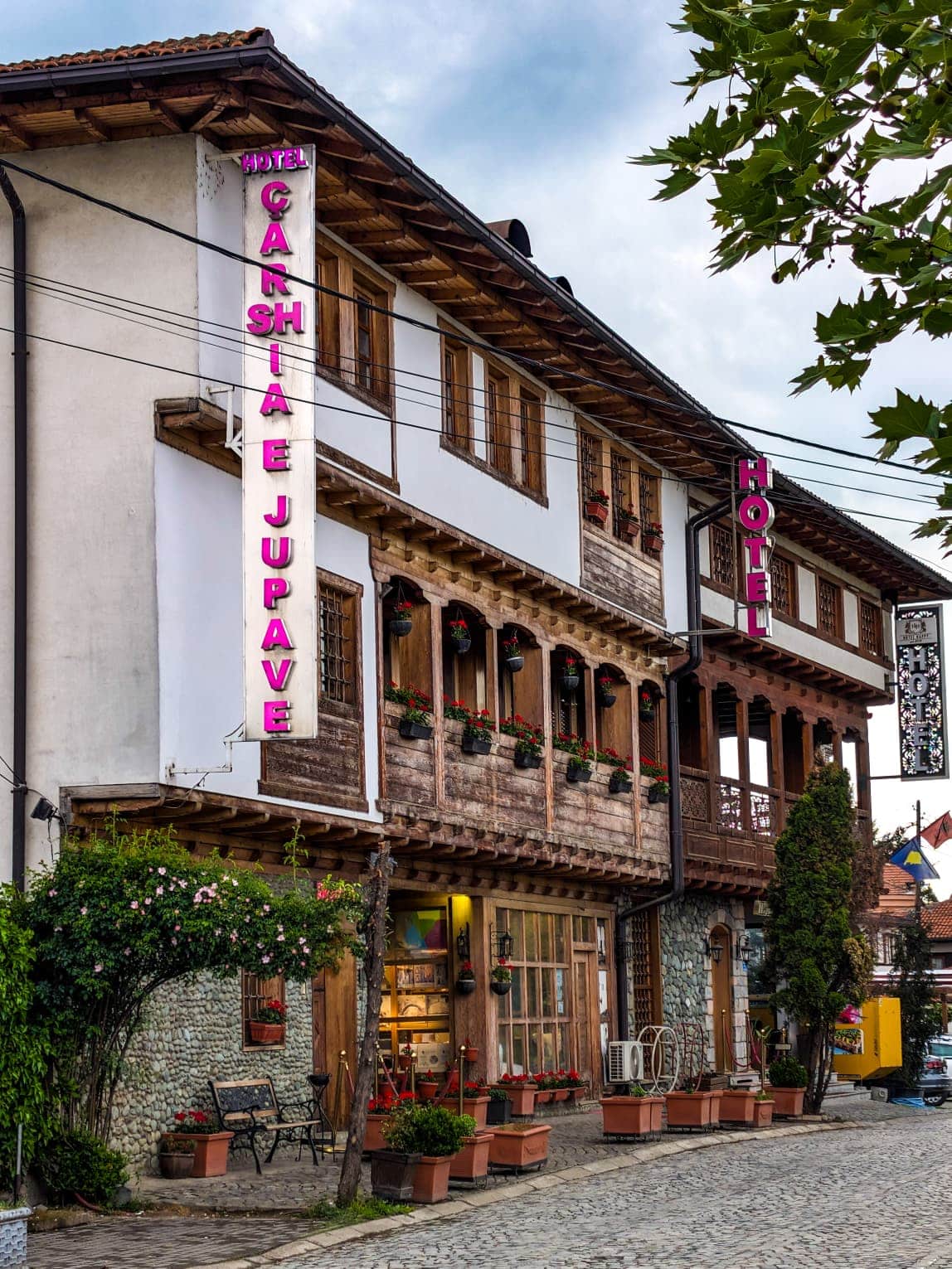 Hotel Çarshia e Jupave a Gjakova Hotel Çarshia e Jupave a Gjakova