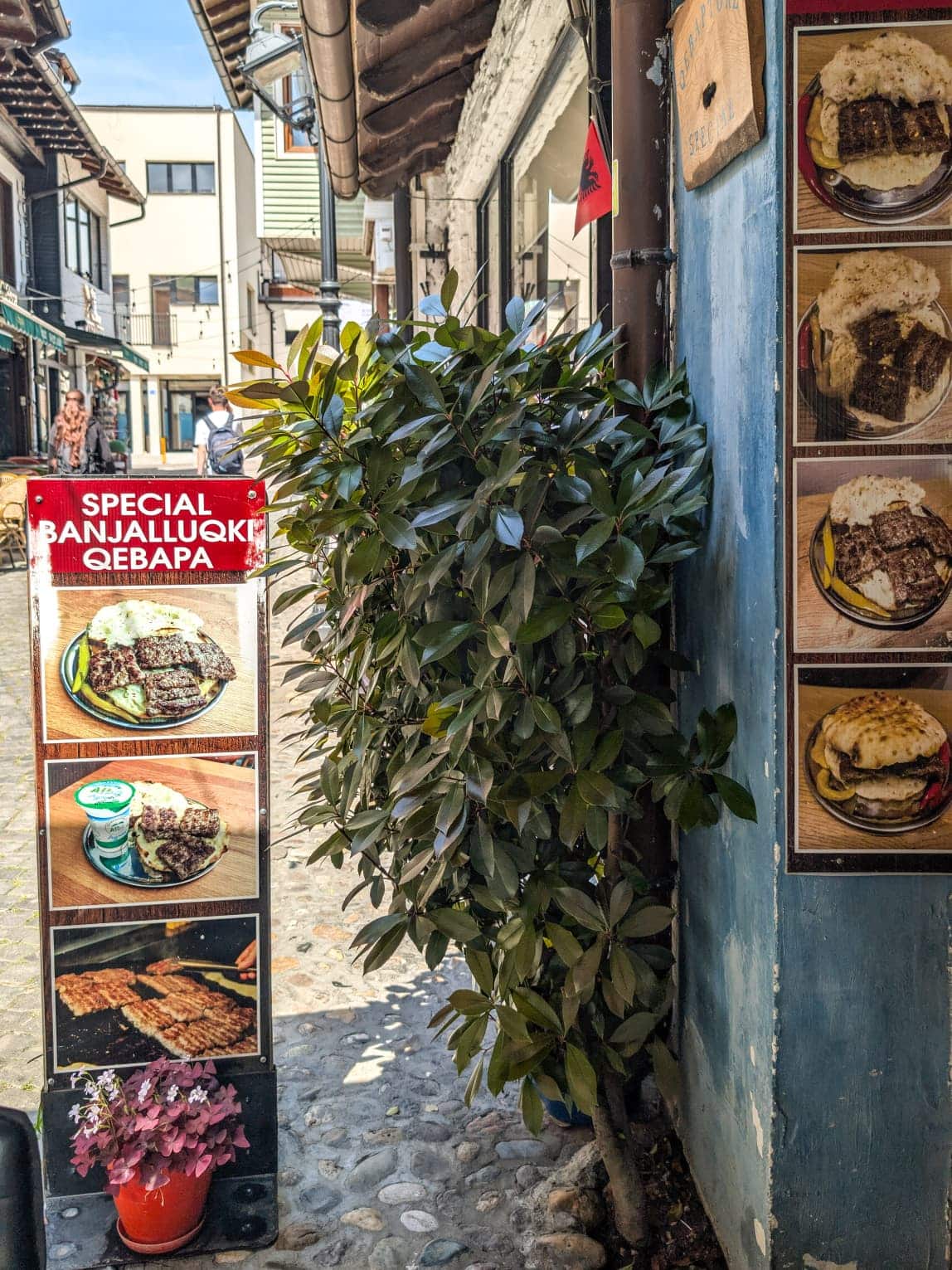 Il menù di Te Baki all'ingresso Il menù di Te Baki all'ingresso