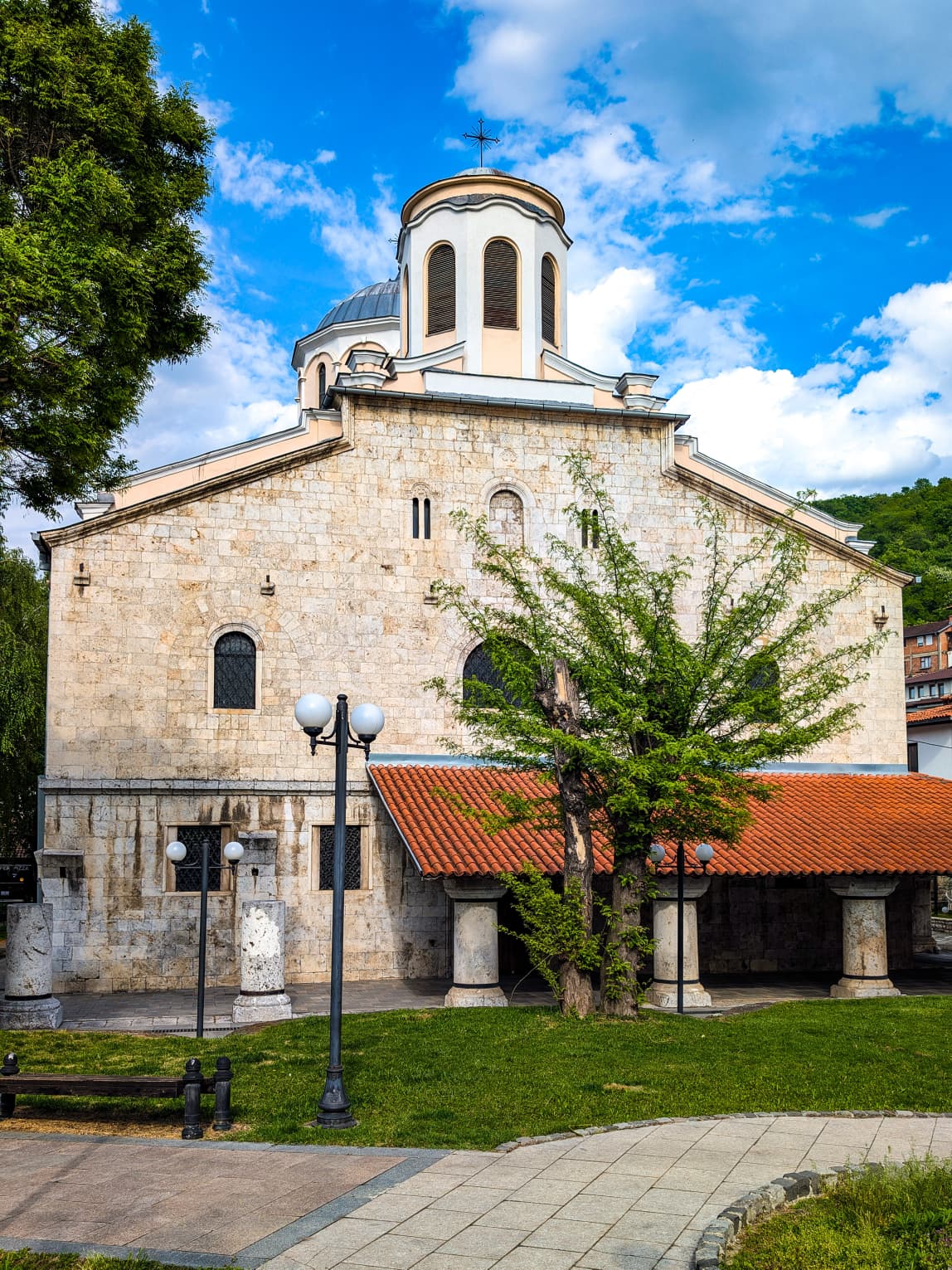 La Chiesa ortodossa di San Giorgio La Chiesa ortodossa di San Giorgio