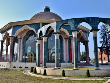 Dervisci e Bektashi, itinerario tra i centri di culto mistico albanese a Tirana