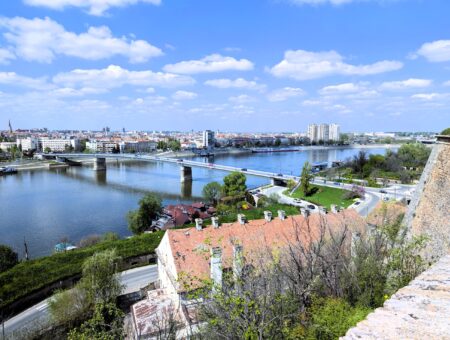 Oltre Belgrado: cosa vedere in Serbia tra Novi Sad, Sremski Karlovci e i monasteri della Fruška Gora