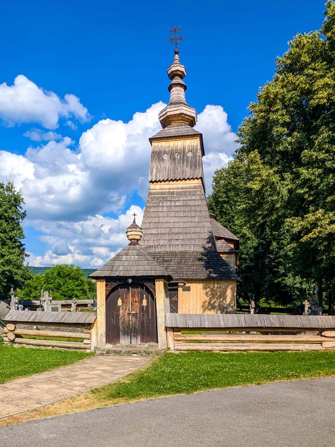 Chiesa di Ladomirová
