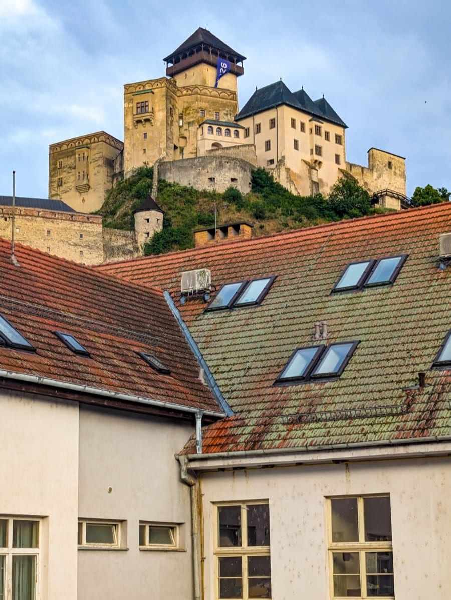 Il castello di Trenčín Il castello di Trenčín