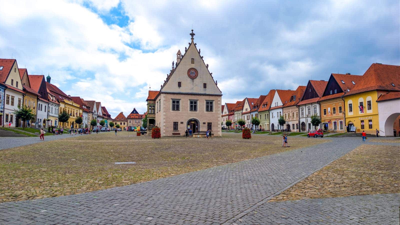 Vista della piazza del Municipio di Bardejov Vista della piazza del Municipio di Bardejov